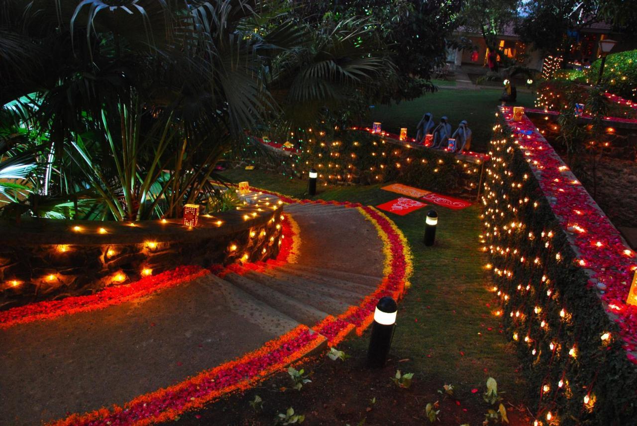 Manas Resort With Petting Zoo, Igatpuri Eksteriør bilde